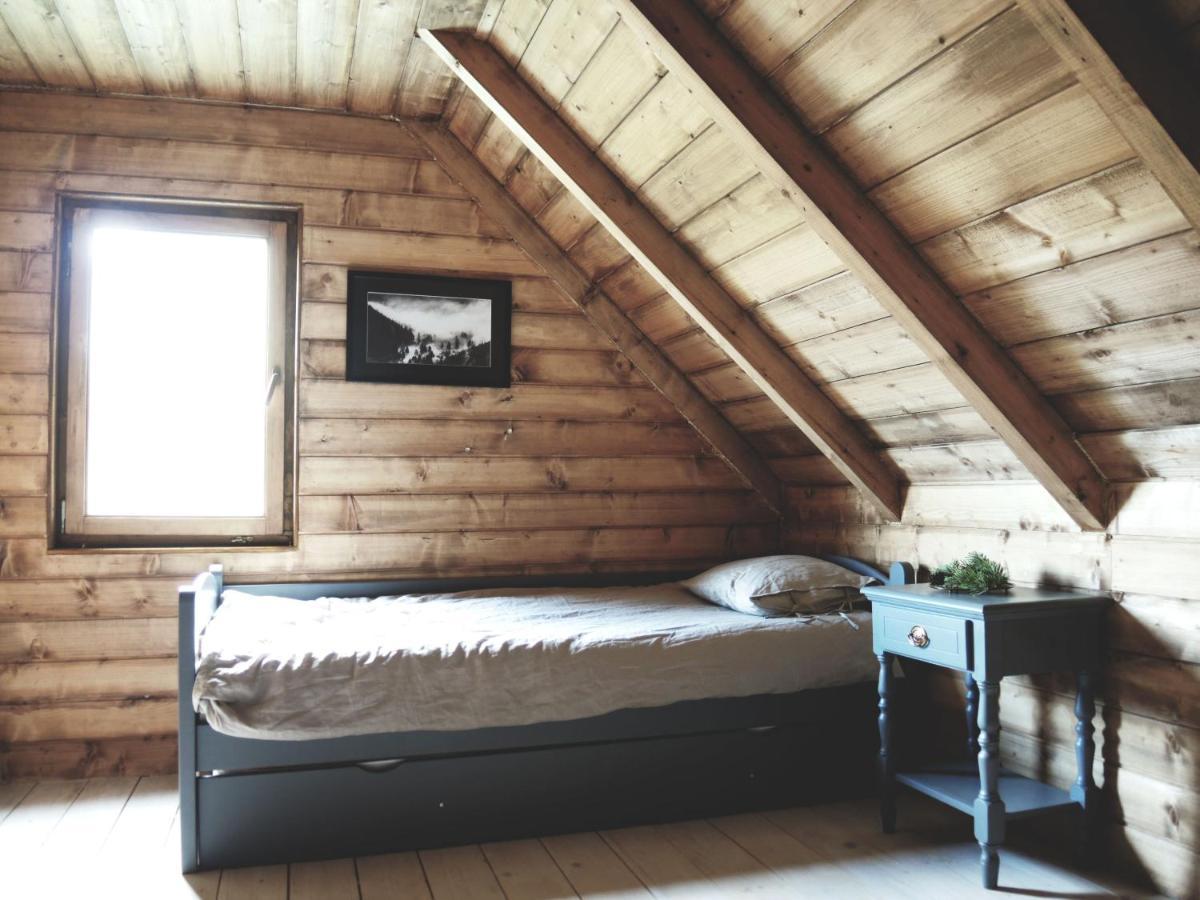Chalet Lily *